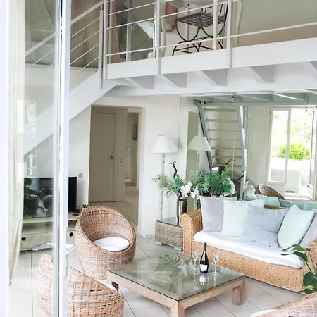 Duplex Climatise Avec Terrasse Vue Au Pied De La *