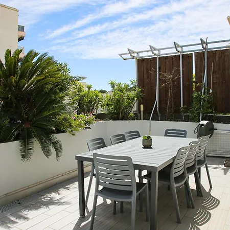 Duplex Climatise Avec Terrasse Vue Au Pied De La