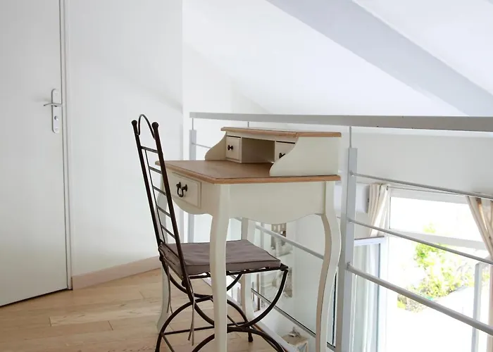 Duplex Climatise Avec Terrasse Vue Au Pied De La * Antibes