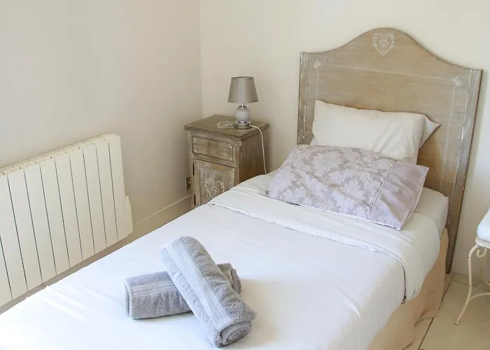 Duplex Climatise Avec Terrasse Vue Au Pied De La * Antibes