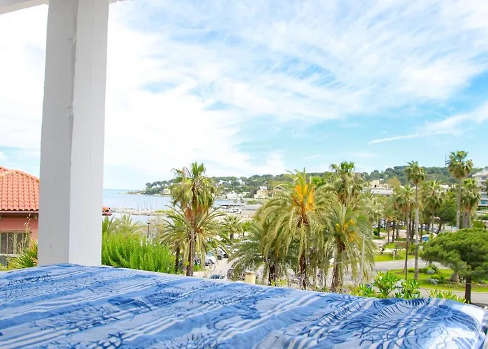 Apartment Duplex Climatise Avec Terrasse Vue Au Pied De La