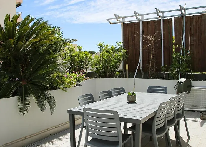 Duplex Climatise Avec Terrasse Vue Au Pied De La